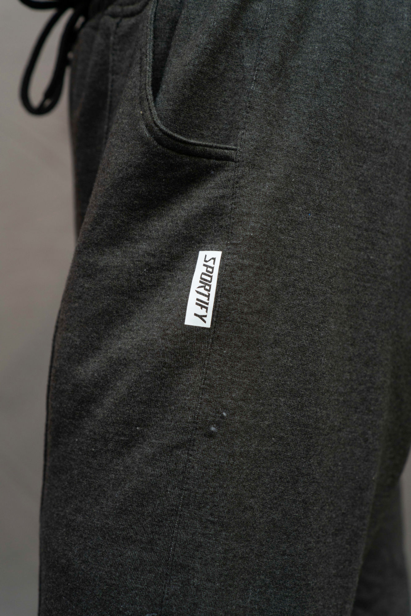 Men_s Relaxed Fit Organic Cotton Joggers_2
